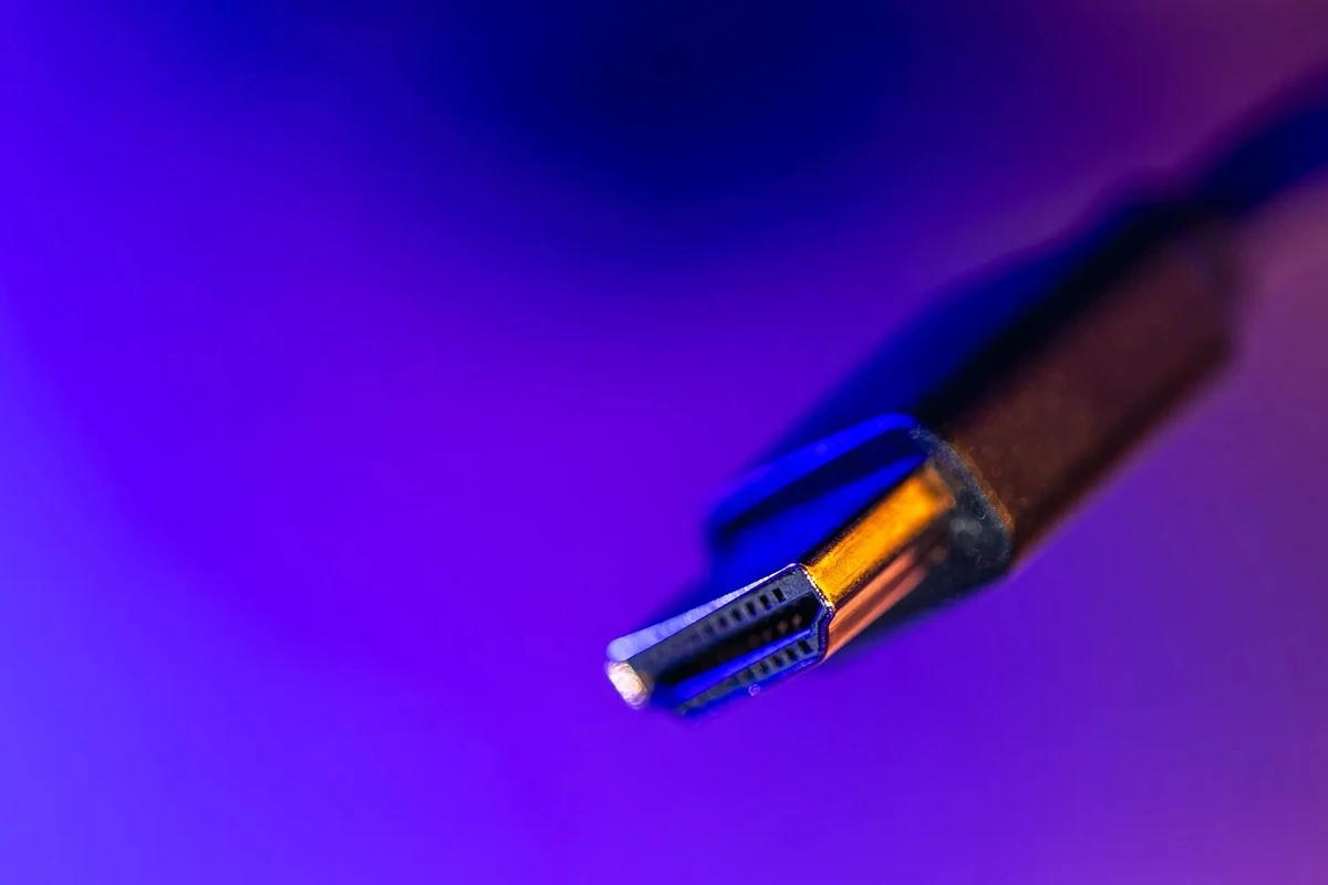 Proč zkušení uživatelé přestávají kupovat HDMI kabely k televizi