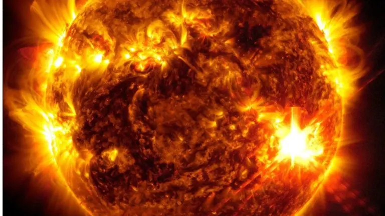 Vnitřní tlukot Slunce se po 40 letech změnil a vědci začínají mít obavy