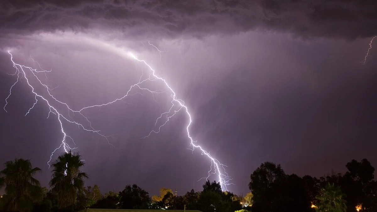 Proč francouzští meteorologové varují před „oranžovým kódem“ i při slabém dešti - image 1