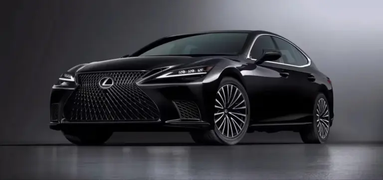 Proč se Lexus LS loučí s čistým benzinem a sází vše na jeden motor