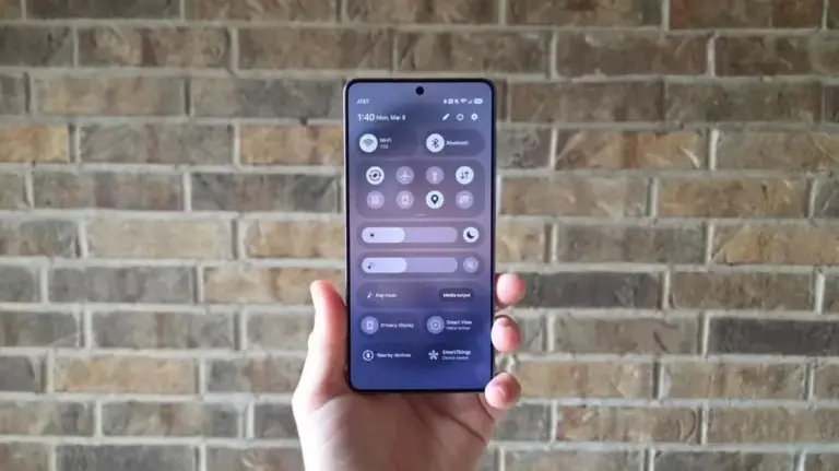 Proč se Samsung vybíjí, i když na něj nesaháte: Vypněte tyto dvě funkce v nastavení