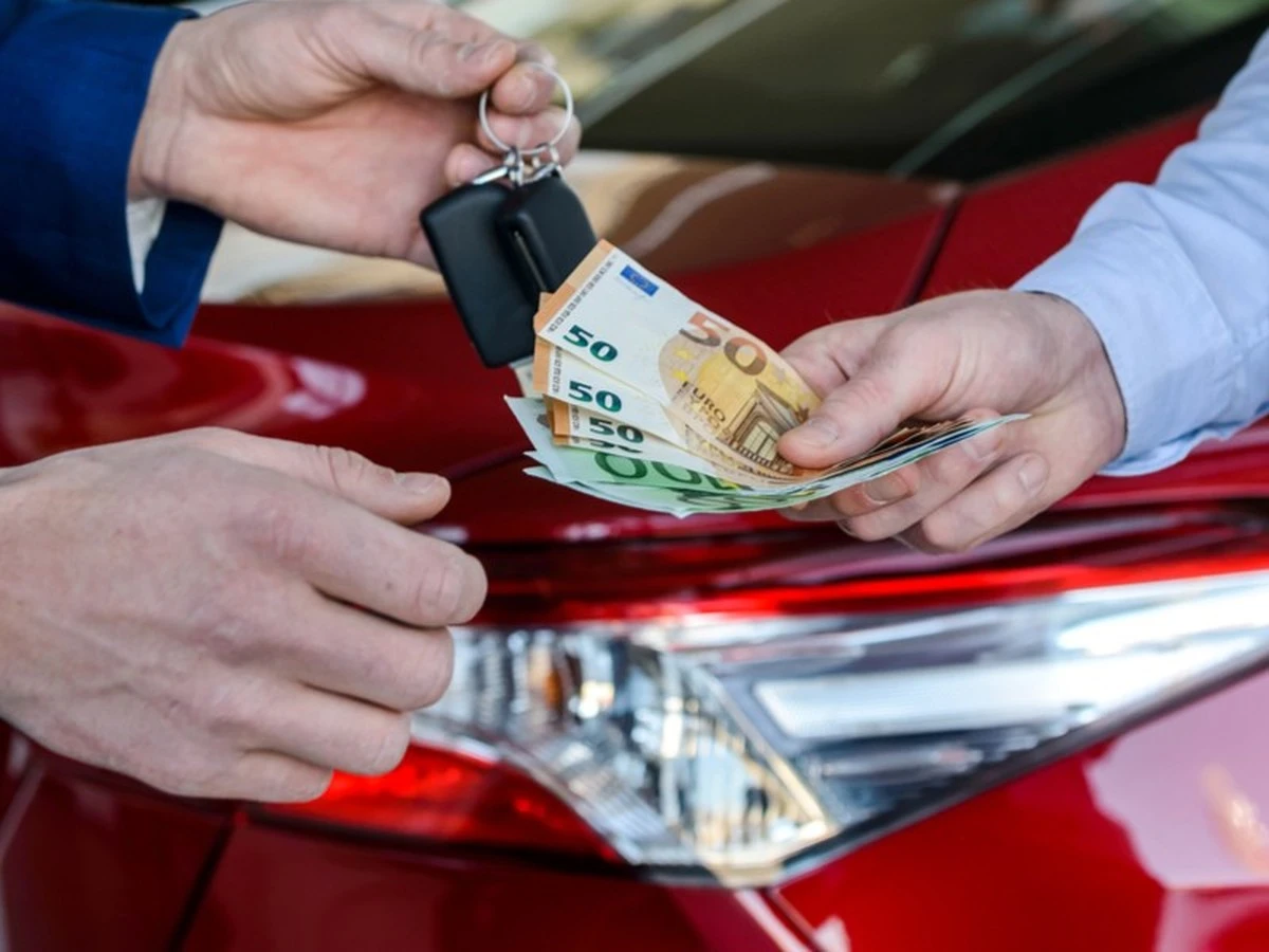 Proč zkušení řidiči nikdy neprodávají auto známým bez kupní smlouvy - image 1