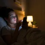 Proč zkušení uživatelé nechávají telefon ve vedlejší místnosti: nová rizika Wi-Fi vln